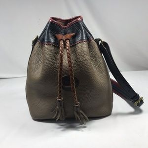 *Vintage* Large Dooney and Bourke bag